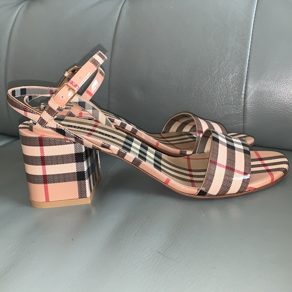 Burberry Cornwall Check Ankle Strap Sandal - Picture 5 of 8